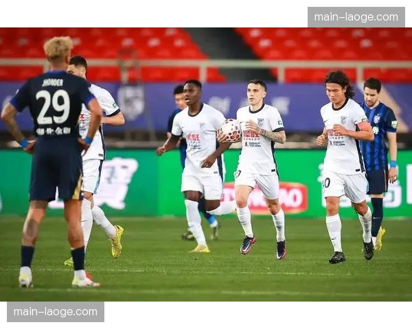 绍尔伤愈复出盘活三镇进攻 当选第二轮最佳外援